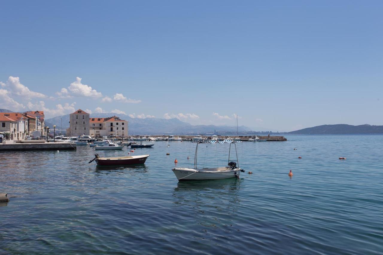 Amaizing Apartment Near Airport Kaštel Štafilić Buitenkant foto