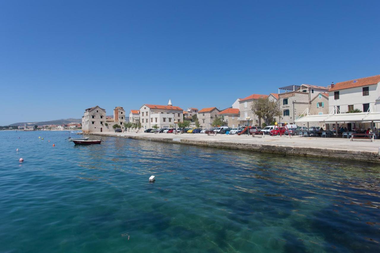 Amaizing Apartment Near Airport Kaštel Štafilić Buitenkant foto
