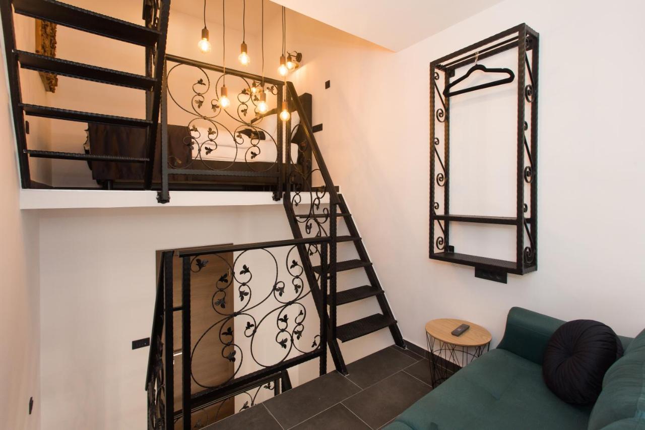 Amaizing Apartment Near Airport Kaštel Štafilić Buitenkant foto