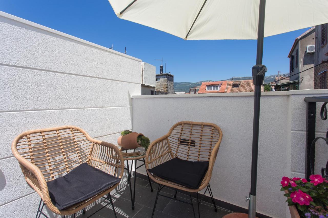 Amaizing Apartment Near Airport Kaštel Štafilić Buitenkant foto